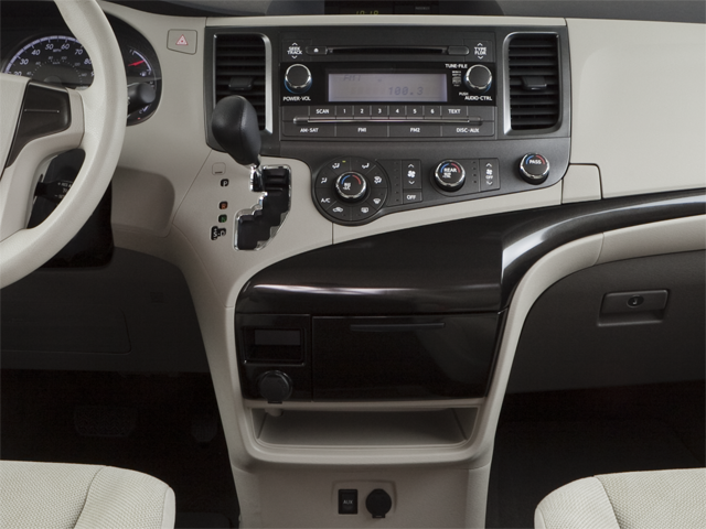 2012 Toyota Sienna LE Mobility Auto Access