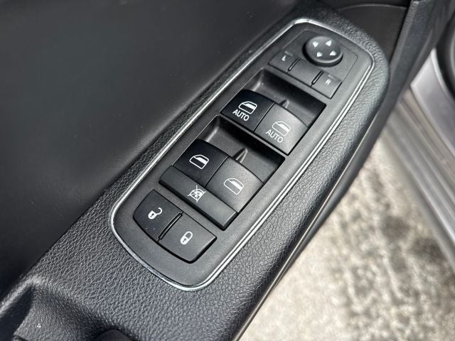 2018 Chrysler 300 300S