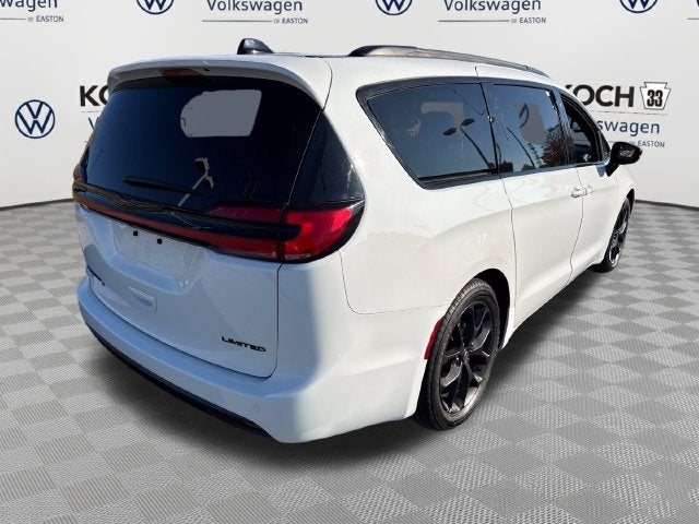 2025 Chrysler Pacifica Limited