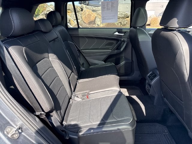 2023 Volkswagen Tiguan SEL R-Line