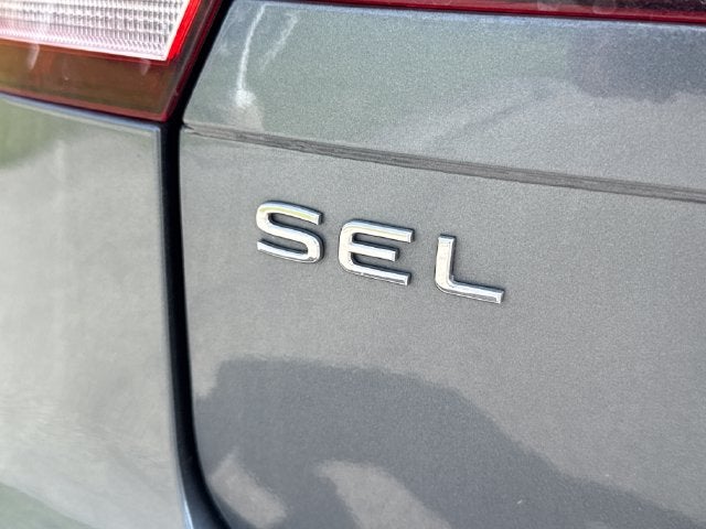 2023 Volkswagen Tiguan SEL R-Line