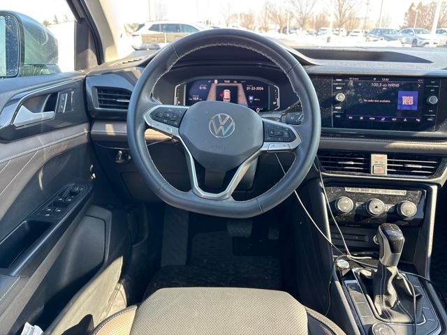 2024 Volkswagen Taos SEL