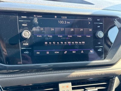 2024 Volkswagen Taos SEL