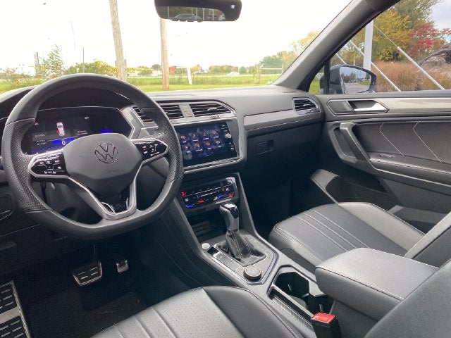 2024 Volkswagen Tiguan SE R-Line Black