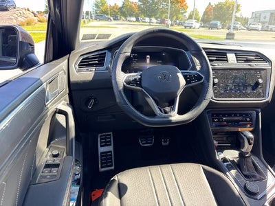 2024 Volkswagen Tiguan SE R-Line Black