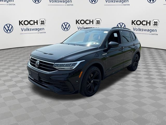 2023 Volkswagen Tiguan SE R-Line Black