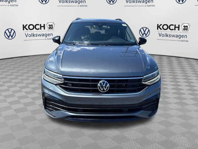 2022 Volkswagen Tiguan SE R-Line Black