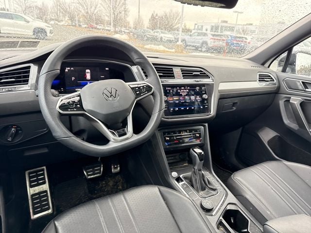 2022 Volkswagen Tiguan SE R-Line Black