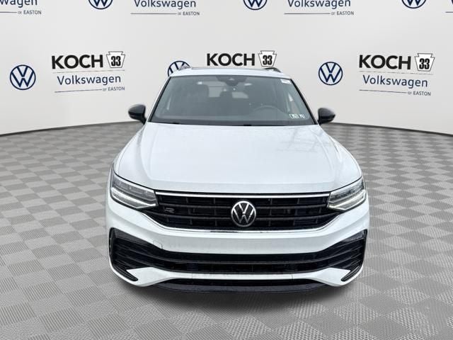 2022 Volkswagen Tiguan SE R-Line Black