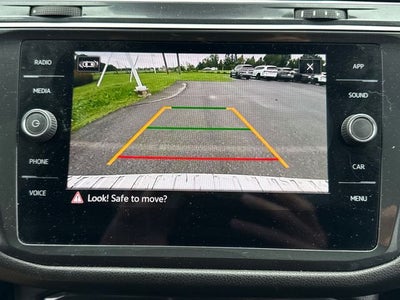 2023 Volkswagen Tiguan SE R-Line Black