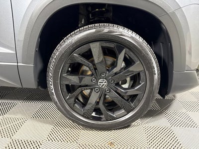 2023 Volkswagen Taos SE