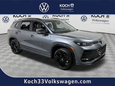2025 Volkswagen Tiguan SE R-Line Black