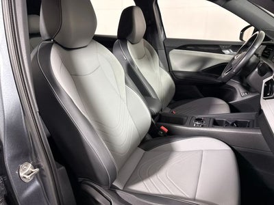 2025 Volkswagen Tiguan SE R-Line Black