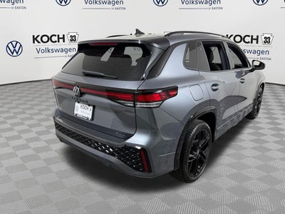 2025 Volkswagen Tiguan SE R-Line Black
