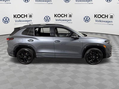 2025 Volkswagen Tiguan SE R-Line Black