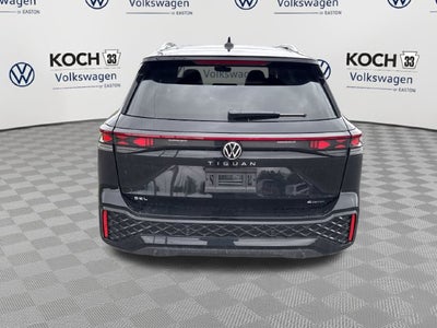 2025 Volkswagen Tiguan SEL R-Line