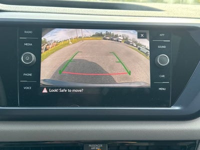 2022 Volkswagen Taos SE