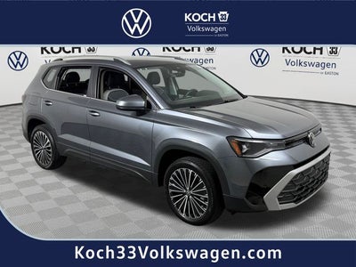 2025 Volkswagen Taos SE