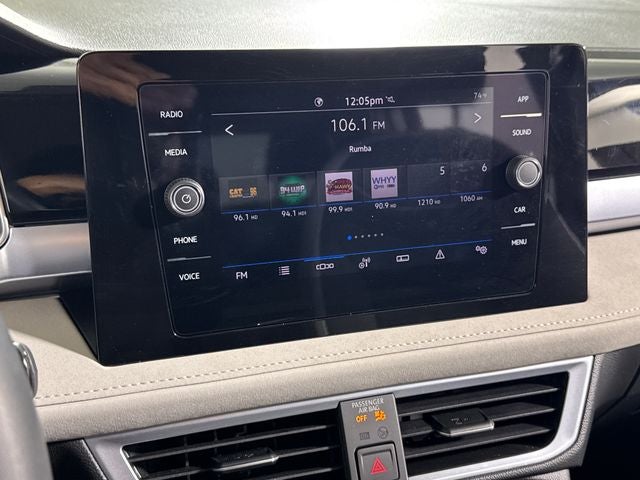2025 Volkswagen Taos SE