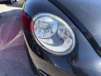 2013 Volkswagen Beetle Base