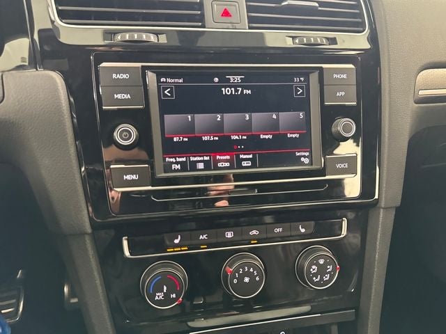 2021 Volkswagen Golf GTI S