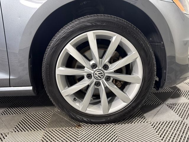 2015 Volkswagen Golf SportWagen TSI SE