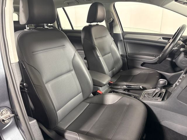 2015 Volkswagen Golf SportWagen TSI SE