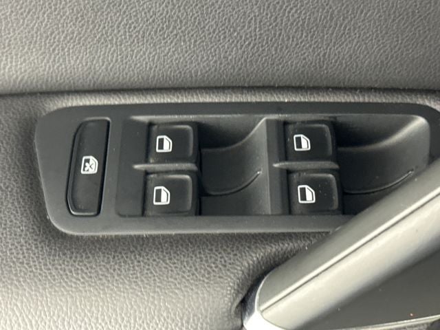 2015 Volkswagen Golf SportWagen TSI SE