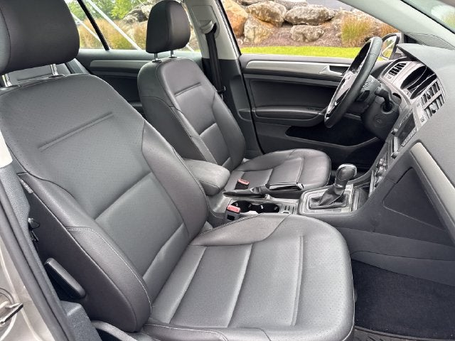 2016 Volkswagen Golf SportWagen TSI SE