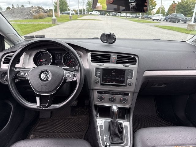 2016 Volkswagen Golf SportWagen TSI SE