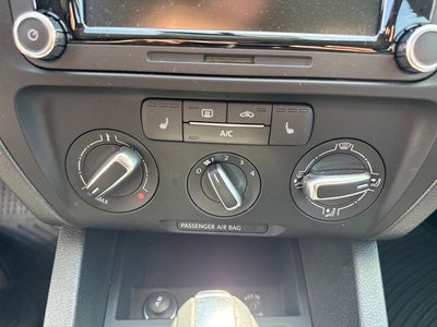 2014 Volkswagen Jetta SE w/Connectivity/Sunroof PZEV