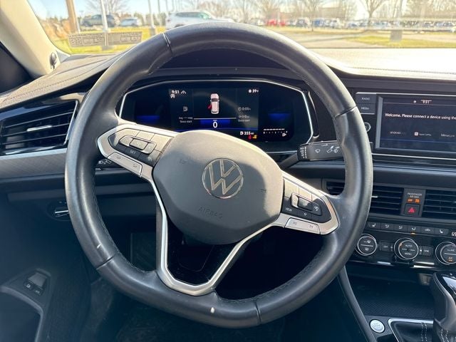 2023 Volkswagen Jetta SE