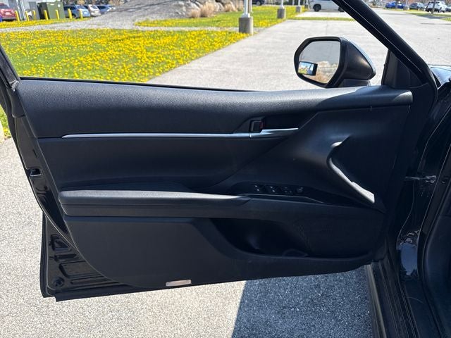 2018 Toyota Camry Hybrid Hybrid LE