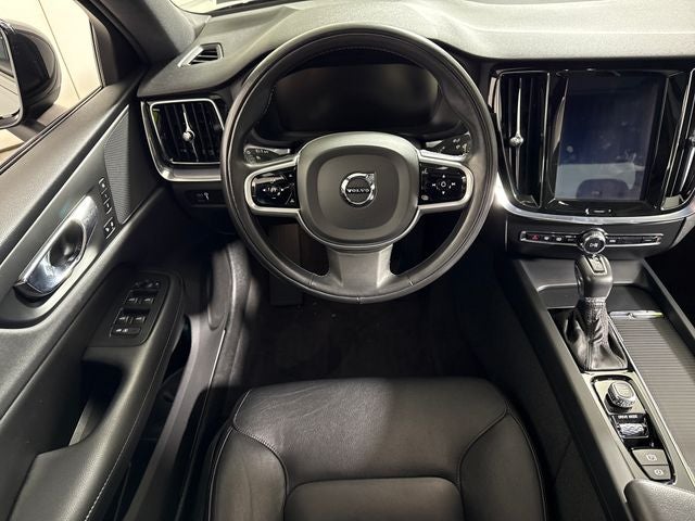 2020 Volvo S60 Momentum