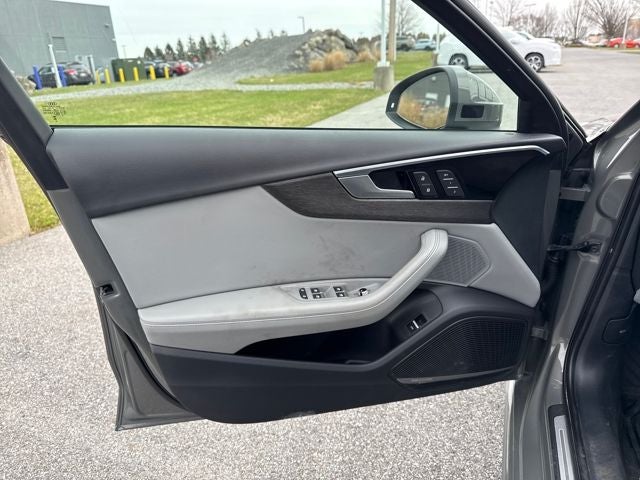 2023 Audi A4 S line Prestige