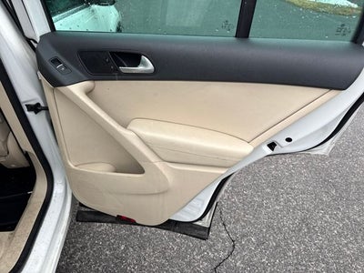 2014 Volkswagen Tiguan Base