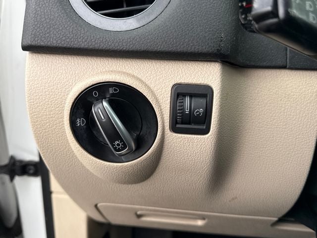 2014 Volkswagen Tiguan Base