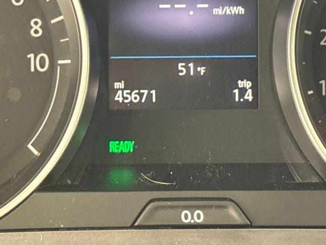 2016 Volkswagen e-Golf SE