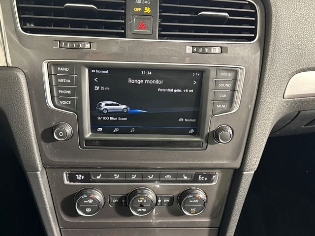 2016 Volkswagen e-Golf SE