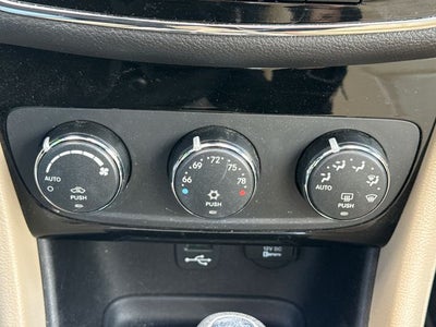 2013 Chrysler 200 Limited