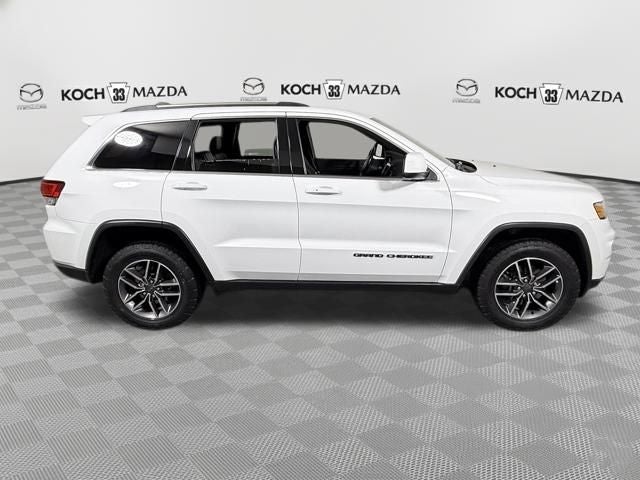 2020 Jeep Grand Cherokee Laredo E