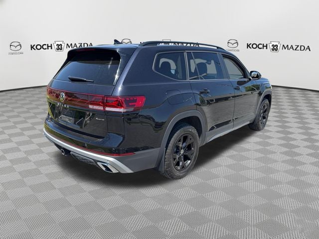 2024 Volkswagen Atlas 2.0T Peak Edition SE w/Technology