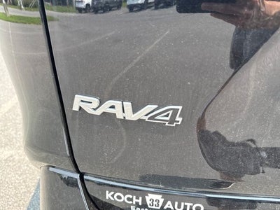 2024 Toyota RAV4 Hybrid SE
