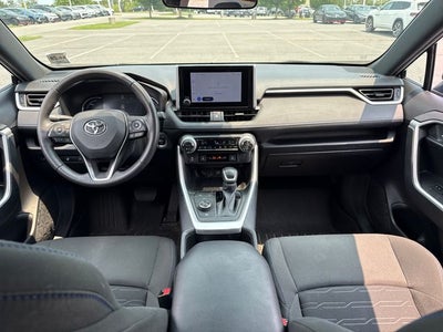 2024 Toyota RAV4 Hybrid SE