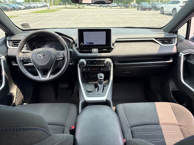 2024 Toyota RAV4 Hybrid SE