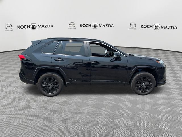 2024 Toyota RAV4 Hybrid SE