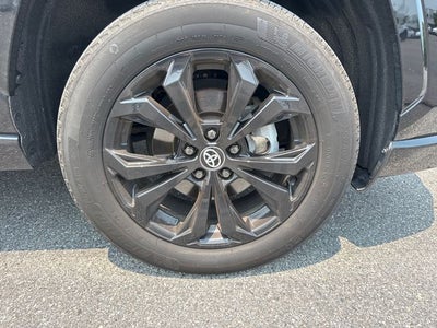 2024 Toyota RAV4 Hybrid SE