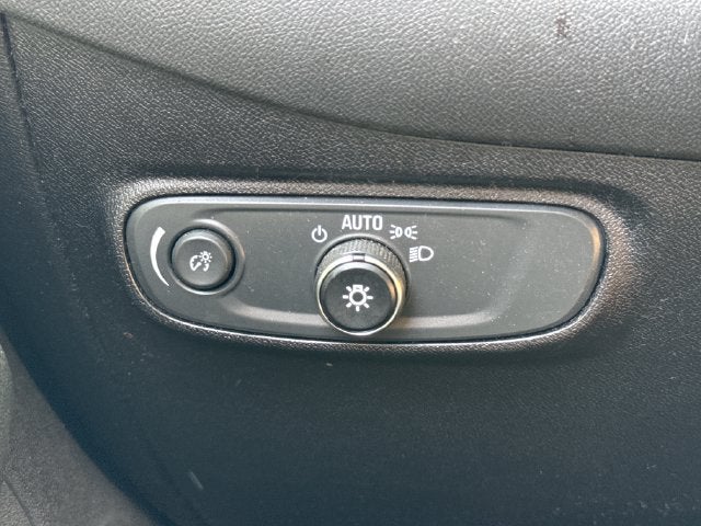 2018 Chevrolet Equinox Base