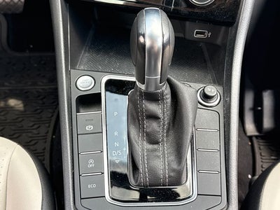 2019 Volkswagen Jetta R-Line
