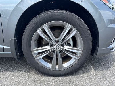 2019 Volkswagen Jetta R-Line